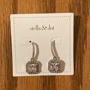 NWT Stella & Dot Earrings